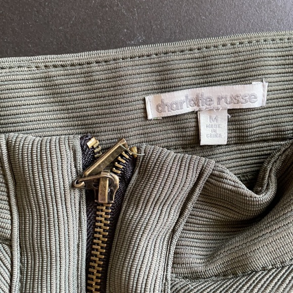 Charlotte Russe Army Green Front Zip Pencil Skirt - Picture 2 of 4